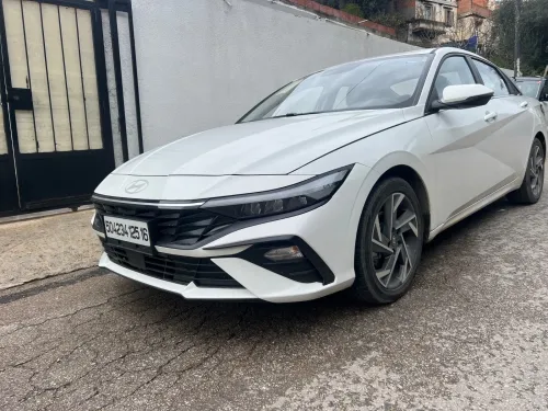 Hyundai Elantra 2025 Glx