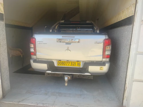 Mitsubishi L200 2021 Doube cabine Evolution
