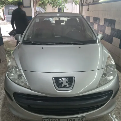 Peugeot 207 2008 207