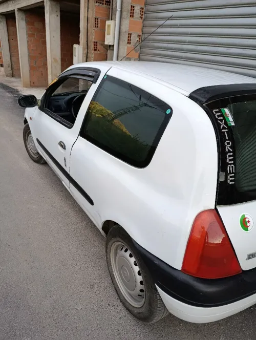 Renault Clio 2 2001 Extreme