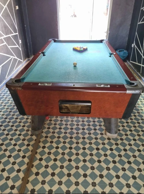 Billiard 80 , bonne état 