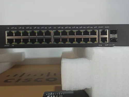 Cisco SG250-26 (Giga + L3 static routing) Neuf Sous emballage