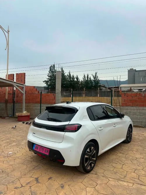 Peugeot 208 2024 Allure Pack