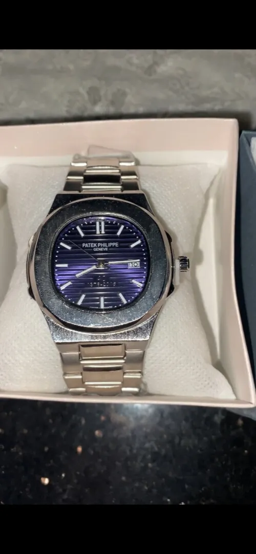 Montres Rolex et Pattek Philippe très bonne qualité et bon prix 