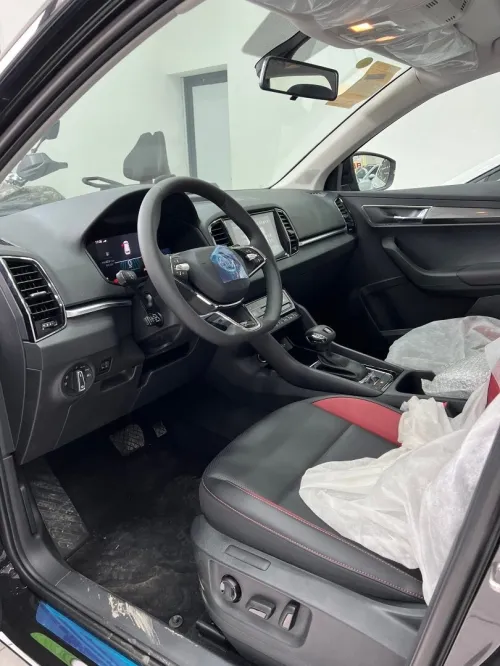 Skoda Karoq 2025 Full options