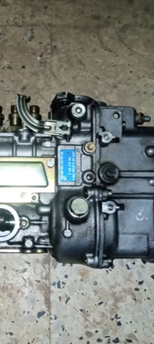 Pompe a injection Mercedes w124 6 cylindres 300 D 