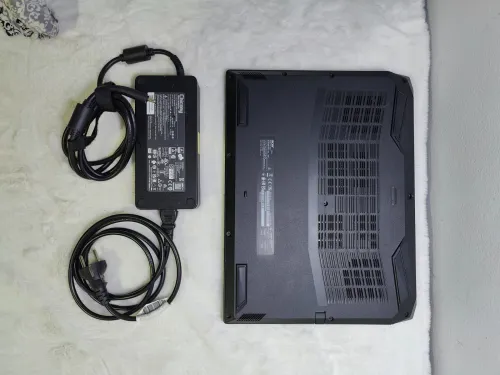 Acer Nitro 5 i5-12th RTX 4060 16GB 512GB SSD 144Hz 