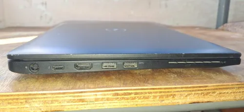 Dell Latitude 7490 Intel(R) Core(TM) i7 8650U CPU @ 1.90 GHz 2.11GHz