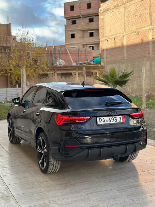 Audi Q3 2023 S line
