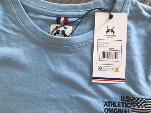 2 jolis Tee-Shirts et 1 magnifique Chemise