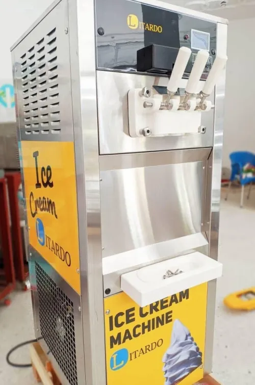 الة صنع مثلجات من ماركة litardo ice cream 