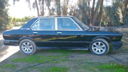 BMW Série 5 1981 