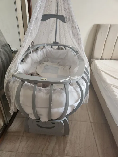 Lit bébé  prince et princesse