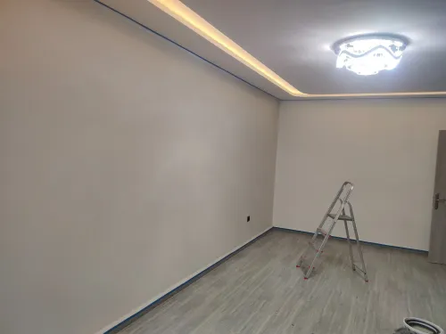 peintre  qualifié