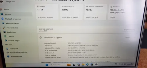 DELL Latitude 5330 - i7 12em 16gb 512 SSD