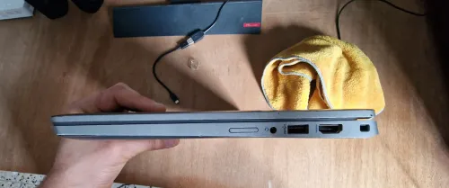 DELL Latitude 5330 - i7 12em 16gb 512 SSD