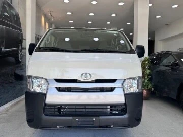 Toyota Haice 15 places 2025