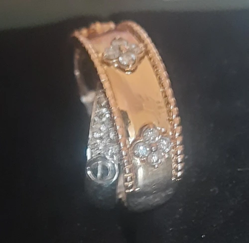 Bague Or 18k 750 Blanc et Rose et Diamants. Modèle Van Cleef & Arples