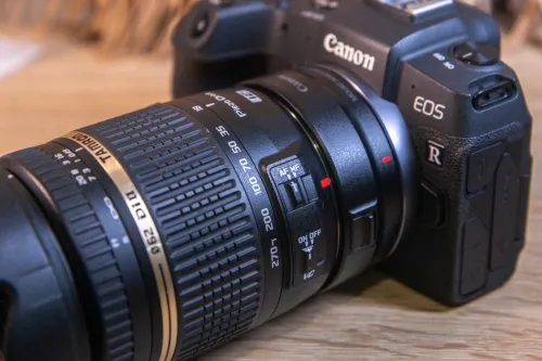 CANON RP + ADAPTER EF-RF + OBJECTIF 