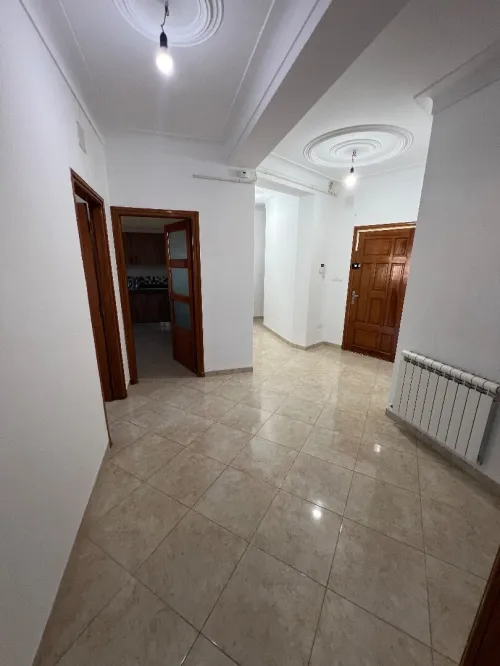 Location Appartement F4 Alger Ain benian