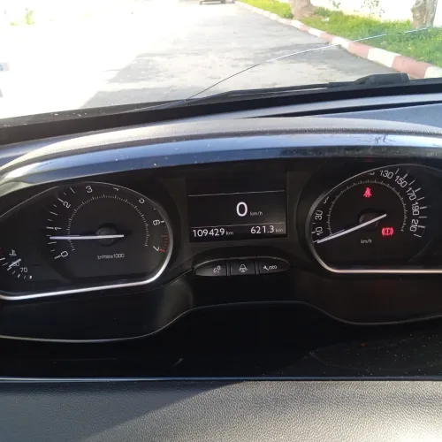 Peugeot 208 2013 208