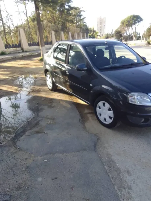 Dacia Logan 2012 Leraitte