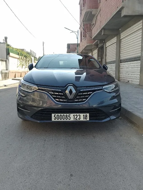 Renault Megane 4  2023 Itens