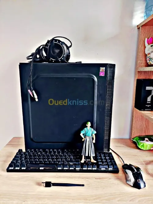 PC semi-gamer (En meilleur état possible)
