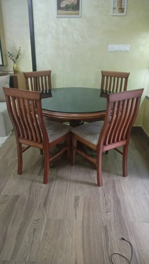 Table pour salon bois être neuve