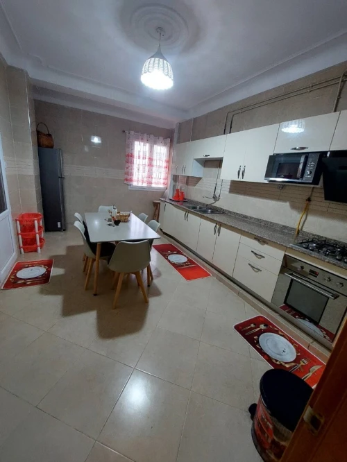 Location vacances Appartement F4 Mostaganem Mostaganem