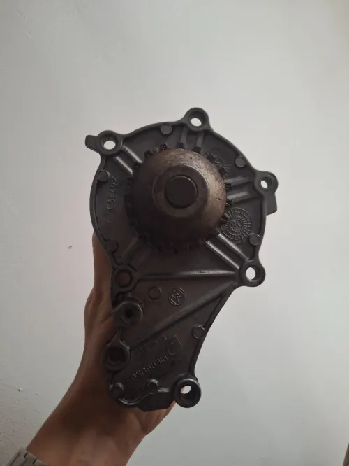 pompe a eau 1.6 Hdi