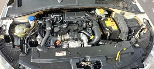 Peugeot 301 2013 Allure
