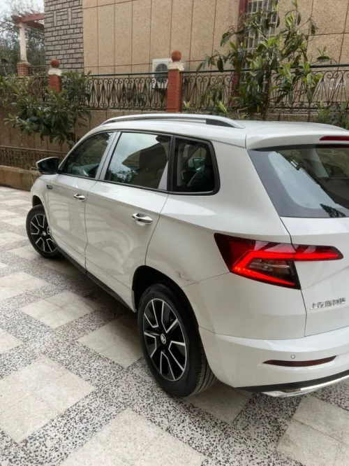 Skoda Karoq 2025 Luxe