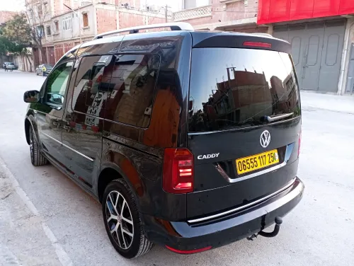 Volkswagen Caddy 2017 Highline