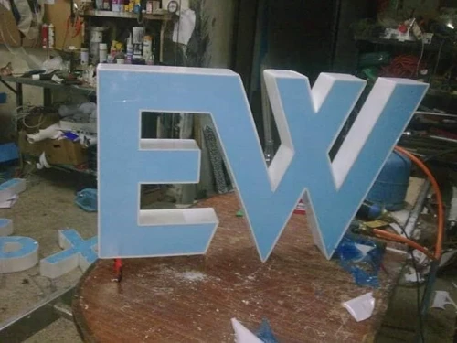 Lettres Boîtier 3D