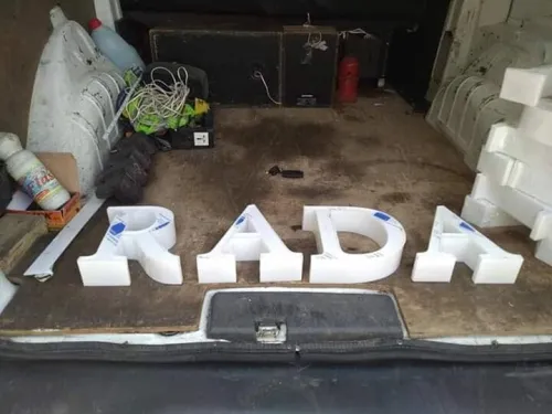 Lettres Boîtier 3D