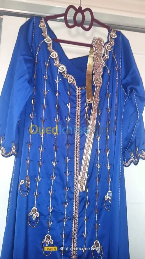 caftan bleu