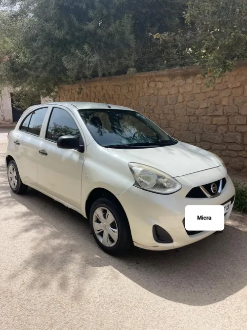 Nissan Micra 2017 Visia +