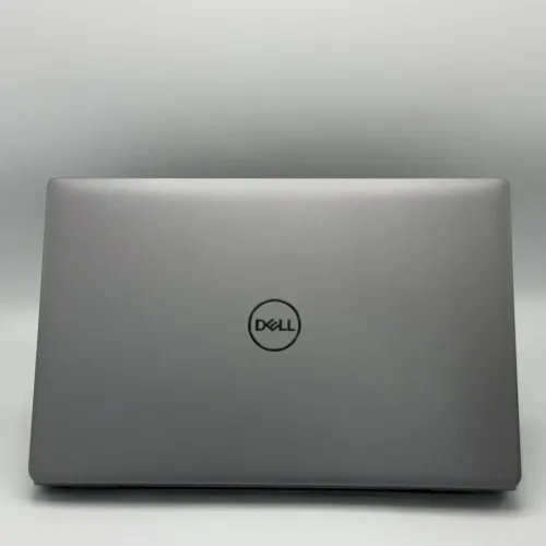 DELL PRECISION 3590 / ULTRA 7 165H / 16Go DDR5 / 1To / NVIDIA RTX 500 Ada / 15.6 FHD