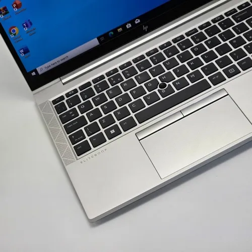HP ELITEBOOK 840 G8 / 11th I7-1165G7/ 16GO DDR4 / 512GO SSD / 14" FHD