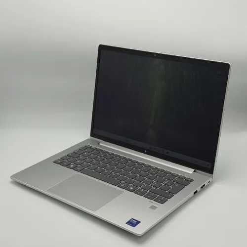 HP EliteBook 640 G11 Ultra / Ultra 7 155U / 16 Go DDR5 / 256 Go SSD NVMe / 14 FHD+ Tactile