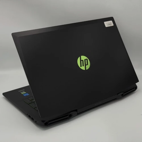 HP Pavilion Gaming 17 / i5-11300H / 16 Go / RTX 3050 Ti / 144Hz