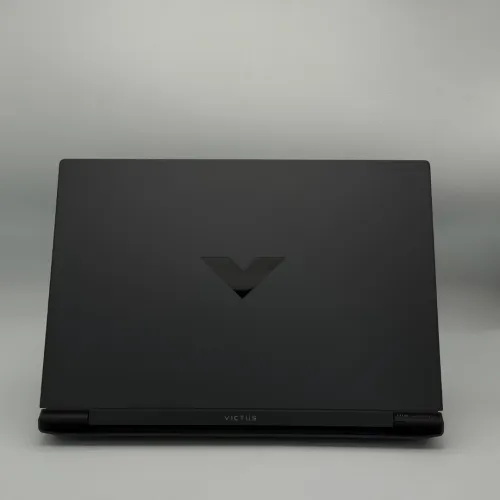 Victus by HP 15-fb3093dx / Ryzen 7 7445HS / 16Go DDR5 / RTX 4050 / 512SSD / 15.6 FHD 144Hz