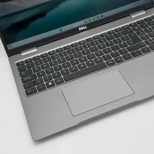 DELL LATITUDE 5530 / 12th I7-1255U / 16GO DDR4 / 256Go SSD / 15.6 FHD