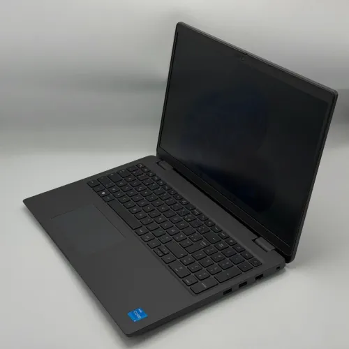 Dell Latitude 3540 / i5-1335U / 8 Go / 256 Go SSD NVMe / 15.6 FHD