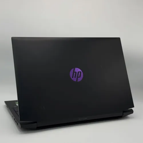 HP Pavilion Gaming 16 / i5-10300H / GTX 1650 / 16 Go DDR4