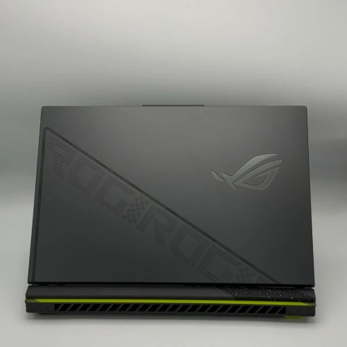 ASUS ROG Strix G16 G614 / i9-13980HX / RTX 4060 / 240Hz