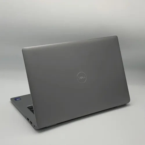 Dell Latitude 5350 / Ultra 5 125U / 16 Go DDR5 / 512 Go SSD / 13.3 FHD