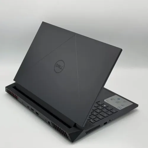DELL G15 5530 GAMING / 13th I5-13450HX / 16Go DDR5 / 512SSD / NVIDIA RTX 3050 06Go / 15.6 FHD 120hz