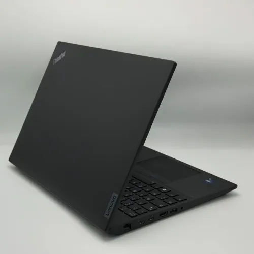 LENOVO THINKPAD P16s / 12th I5-1250P / NVIDIA T550 4Go / 16Go DDR4 / 512SSD / 16 FHD+